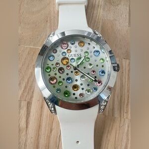 Guess ladies silver tone white crystal studded watch NEW BATTERY